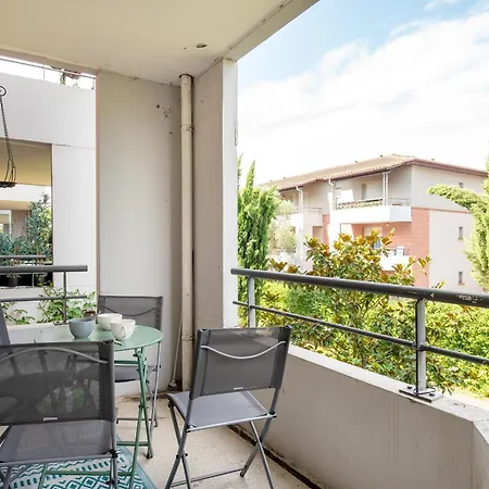 T3 Parking Gratuit, Balcon Et Securisee *