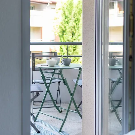 T3 Parking Gratuit, Balcon Et Securisee 아파트