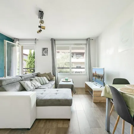 아파트 T3 Parking Gratuit, Balcon Et Securisee